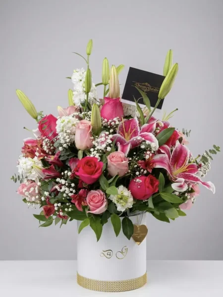 Box Premium de Rosas y Lilium